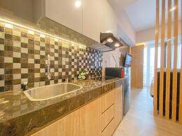 Homey Studio Apartment Tokyo Riverside Pik 2