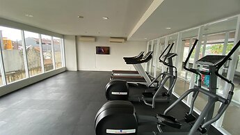 Cozy And Homey Studio At Trimezia Beverly 90210 Apartment