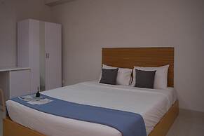 Cozy And Homey Studio At Trimezia Beverly 90210 Apartment