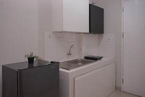 Cozy And Homey Studio At Trimezia Beverly 90210 Apartment