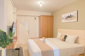 New And Modern Look Studio Room At Apartment Bassura City