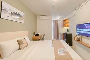 New And Modern Look Studio Room At Apartment Bassura City