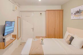 New And Modern Look Studio Room At Apartment Bassura City