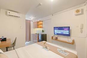 New And Modern Look Studio Room At Apartment Bassura City