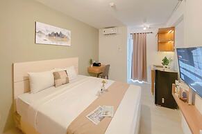 New And Modern Look Studio Room At Apartment Bassura City