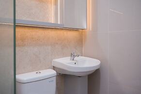 Modern Look Studio Apartment At Transpark Bintaro