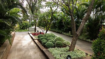 Good Deal And Restful 1Br At Apartment Thamrin Residence
