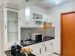Good Deal And Restful 1Br At Apartment Thamrin Residence