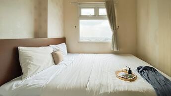Strategic And Homey 2Br Green Pramuka Apartment
