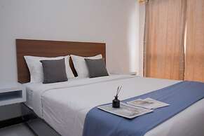 Cozy & Good 1Br Apartment At Scientia Residence