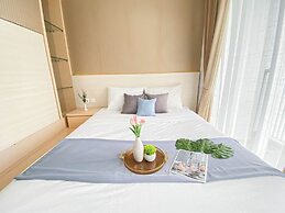 The Best 1Br At Dago Suites Apartment