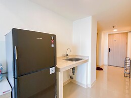 Cozy And Best Choice 2Br Apartment At Meikarta