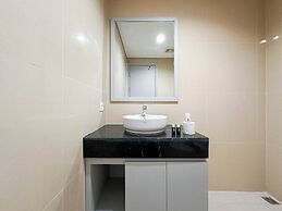 Elegant And Compact 1Br At Grand Sungkono Lagoon Apartment