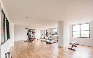 Homey And Cozy Studio Apartment At The Alton