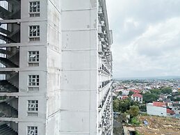 Homey And Cozy Studio Apartment At The Alton