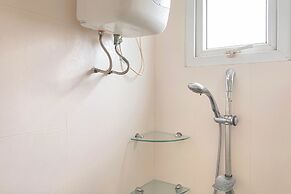 Strategic And Homey 2Br At Grand Palace Kemayoran Apartment