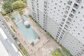 Strategic And Homey 2Br At Grand Palace Kemayoran Apartment