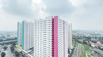 Best Price And Relaxing 1Br At Green Pramuka City Apartment