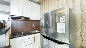 Best Price And Relaxing 1Br At Green Pramuka City Apartment