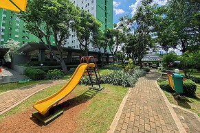 Best Price And Relaxing 1Br At Green Pramuka City Apartment