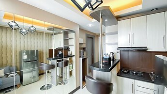 Best Price And Relaxing 1Br At Green Pramuka City Apartment