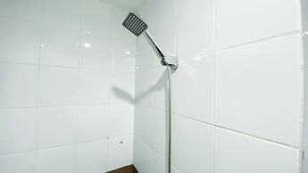 Best Price And Relaxing 1Br At Green Pramuka City Apartment