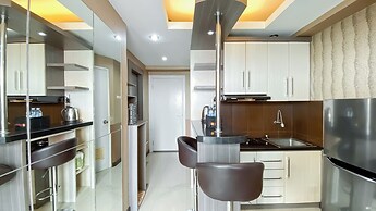 Best Price And Relaxing 1Br At Green Pramuka City Apartment