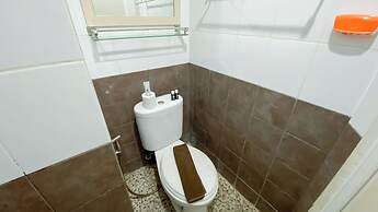 Best Price And Relaxing 1Br At Green Pramuka City Apartment