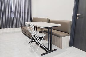 Good And Warm 2Br At Collins Boulevard Apartment