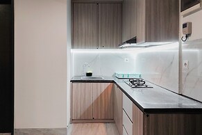 Good And Warm 2Br At Collins Boulevard Apartment