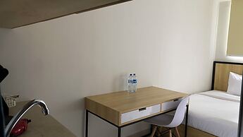 Nice And Comfy Studio At Evenciio Margonda Apartment