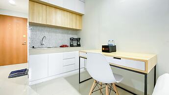 Nice And Comfy Studio At Evenciio Margonda Apartment