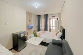 Best Furnished And Homey Studio Nifarro Park Apartment