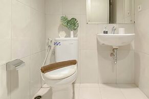 Best Furnished And Homey Studio Nifarro Park Apartment