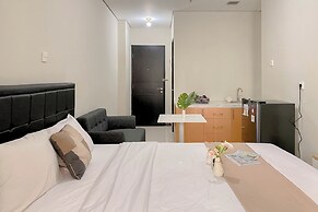 Best Furnished And Homey Studio Nifarro Park Apartment