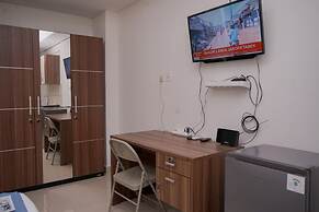 Minimalist And Spacious Studio Apartment At Paramount Skyline