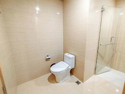 2Br Luxurious And Spacious Apartment At One East Penthouse Residence