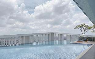 2Br Luxurious And Spacious Apartment At One East Penthouse Residence