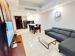 2Br Luxurious And Spacious Apartment At One East Penthouse Residence