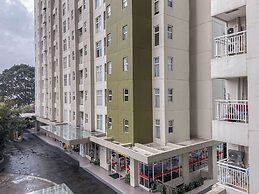 Spacious 2Br At Apartment Parahyangan Residence