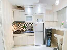 Spacious 2Br At Apartment Parahyangan Residence