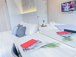 Spacious 2Br At Apartment Parahyangan Residence