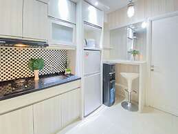 Spacious 2Br At Apartment Parahyangan Residence