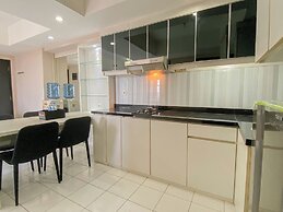 Best Location And Cozy 2Br At The Wave Kuningan Apartment