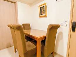 Comfort Living 2Br At Meikarta Apartment