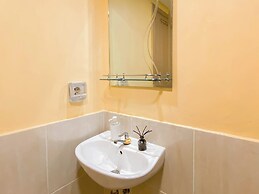 Comfort Living 2Br At Meikarta Apartment