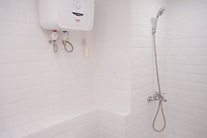 Comfort Studio Loft Apartment At Kingland Avenue