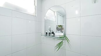 Brand New Studio At Bassura City Apartment Near Mall