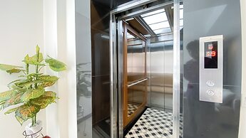 Spacious 2Br Apartment With Private Lift At The Kencana Residence