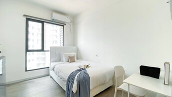 Comfortable And Simply Studio At Sky House Alam Sutera Apartment